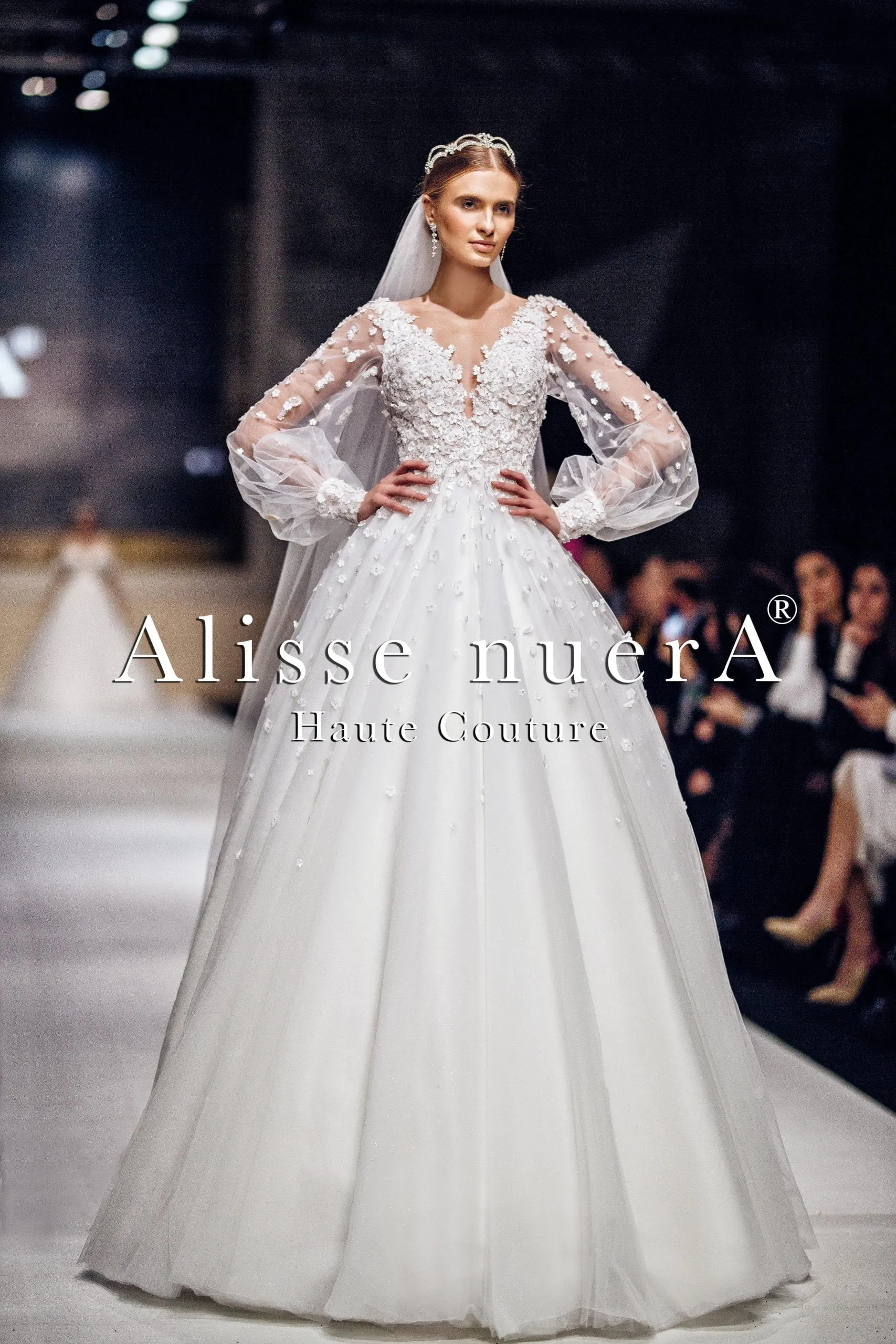 3D Floral Lace Long Balloon Sleeve A Line Wedding Dress Model