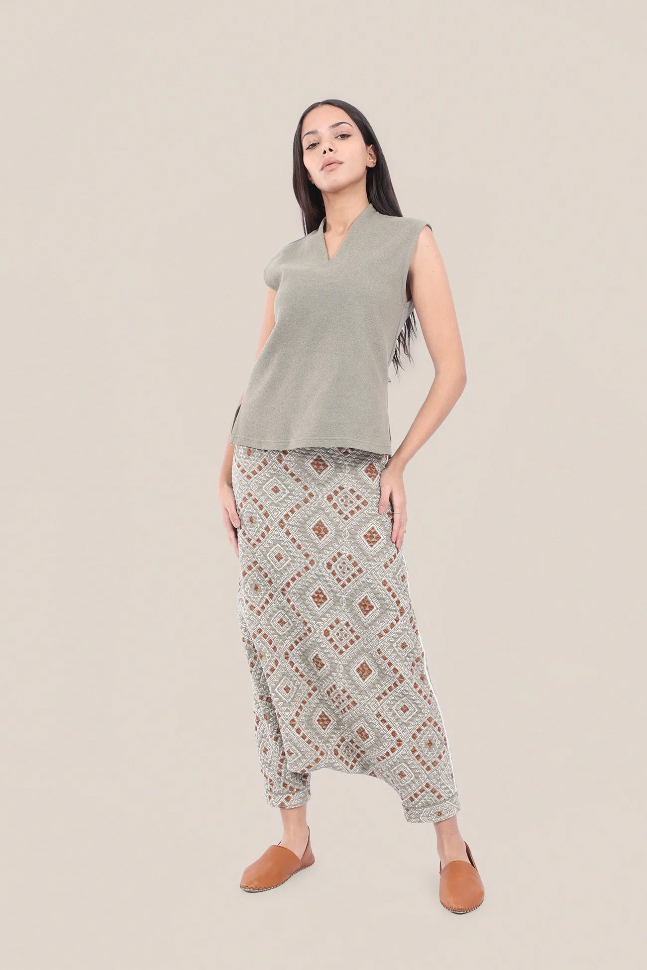 Harem pants in quilted printed cotton blend