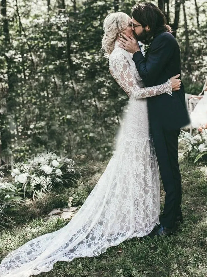 Lace Long Sleeve Wedding Dresses Backless Sheath Wedding Dresses ER2012